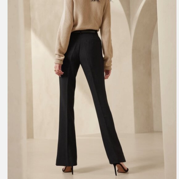 Banana Republic High Rise Bootcut Fit Black Pants Trousers Size 4P - Picture 2 of 9